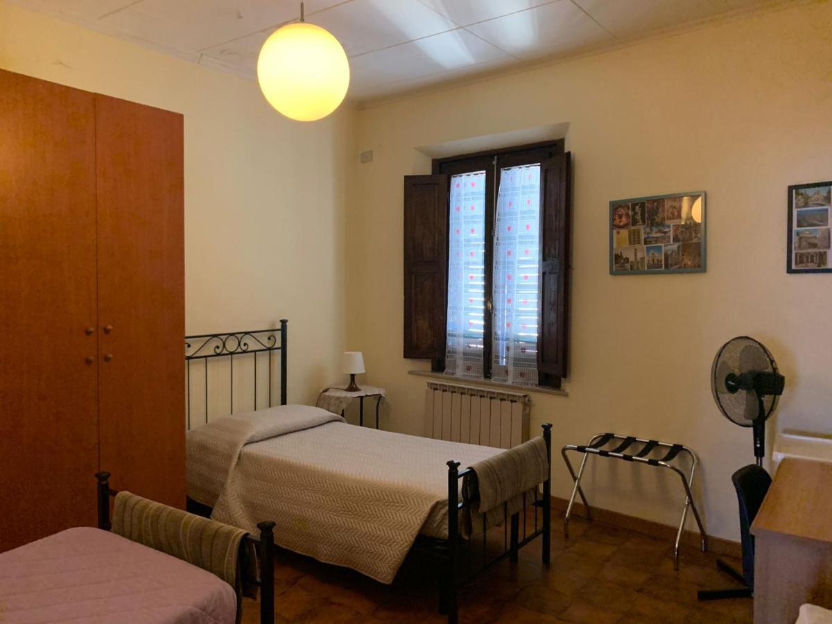 אמפולי Appartamento Il Leone מראה חיצוני תמונה